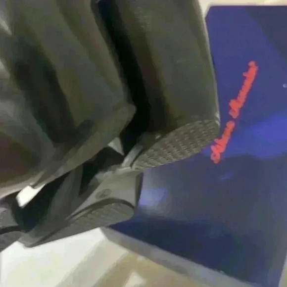 Athena Alexander Black Thong New Sandals with Rhinestones with BOX Size 7 - Picture 8 of 12